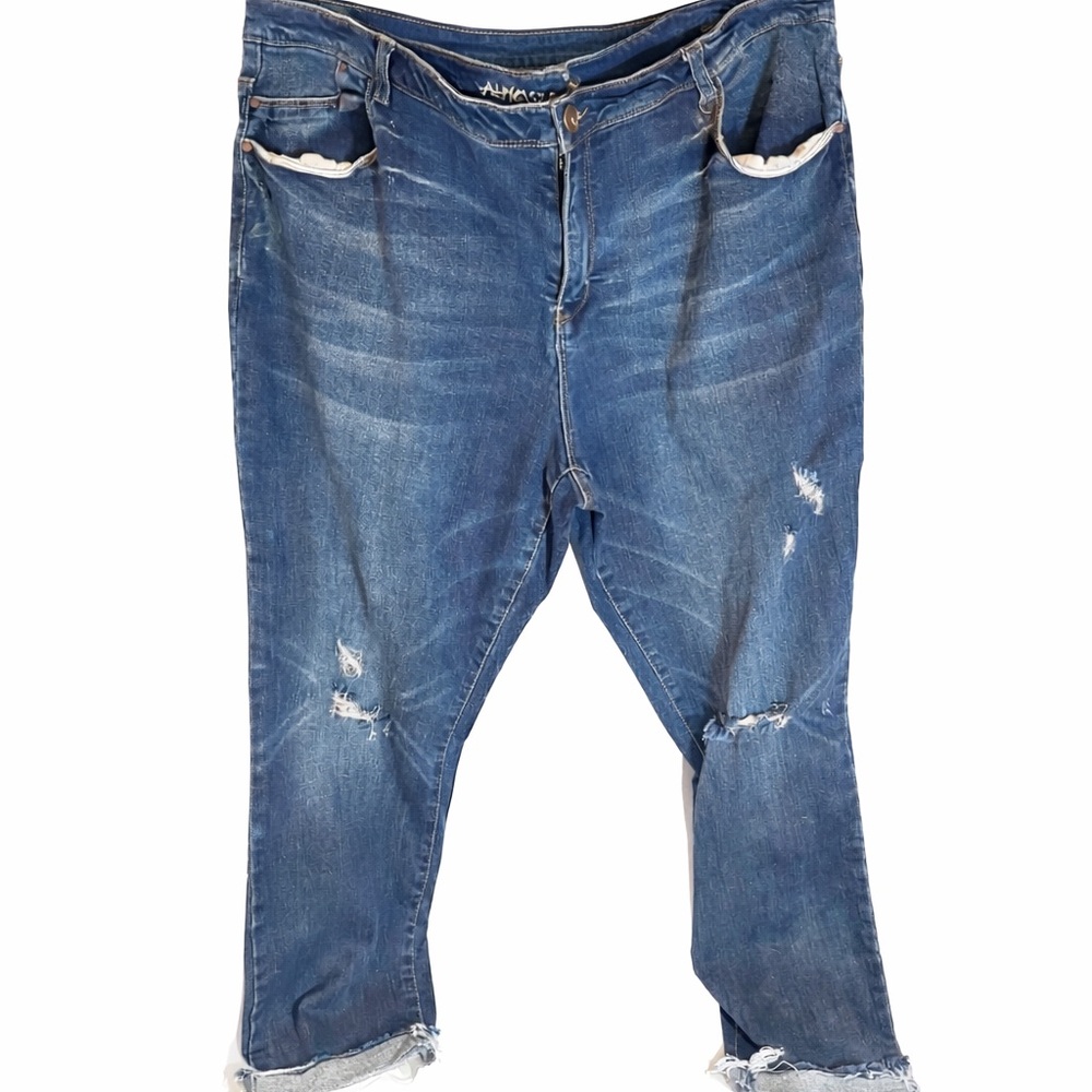 Almost Famous Distressed Boyfriend Jeans | Medium Wash | Cuffed Hem Size 22